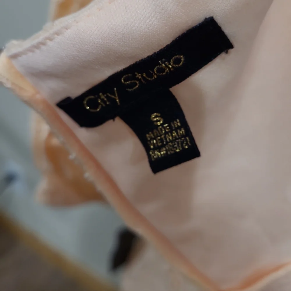 NWT City Studios Jr. Sz S Peach Eyelet Mini Dress off shoulder romantic Coquette